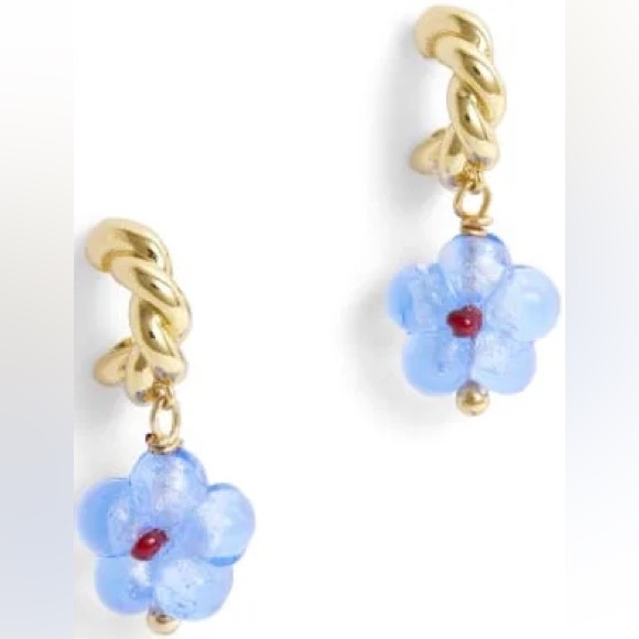 Mignonne Gavigan Sienna Flower Earrings in 14k Gold Plate and Blue Glass. EUC